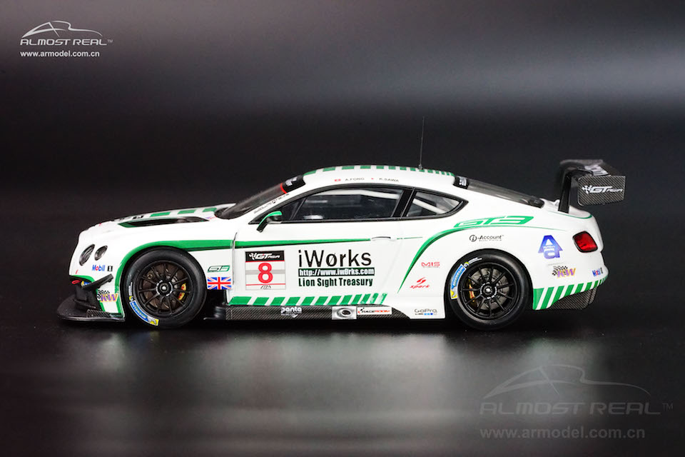 Bentley Team Absolute in GT Asia With number #8 2015