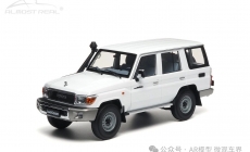 Toyota Land Cruiser 76 - 2017 - White 1/18