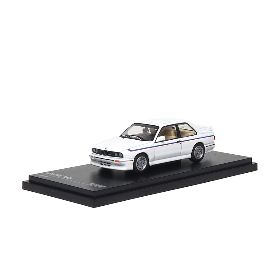 BMW M3 (E30) - White 